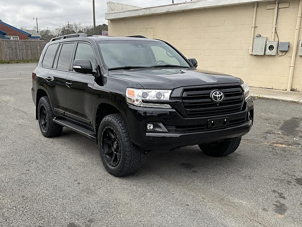 toyota land cruiser 2021 JTMCY7AJ0M4101169 image toyota land cruiser 2021 JTMCY7AJ0M4101169 image